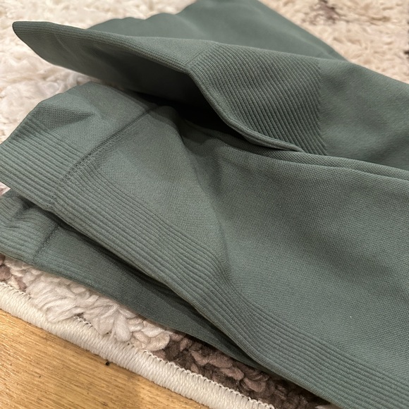 Olive green set leggings - Picture 4 of 4
